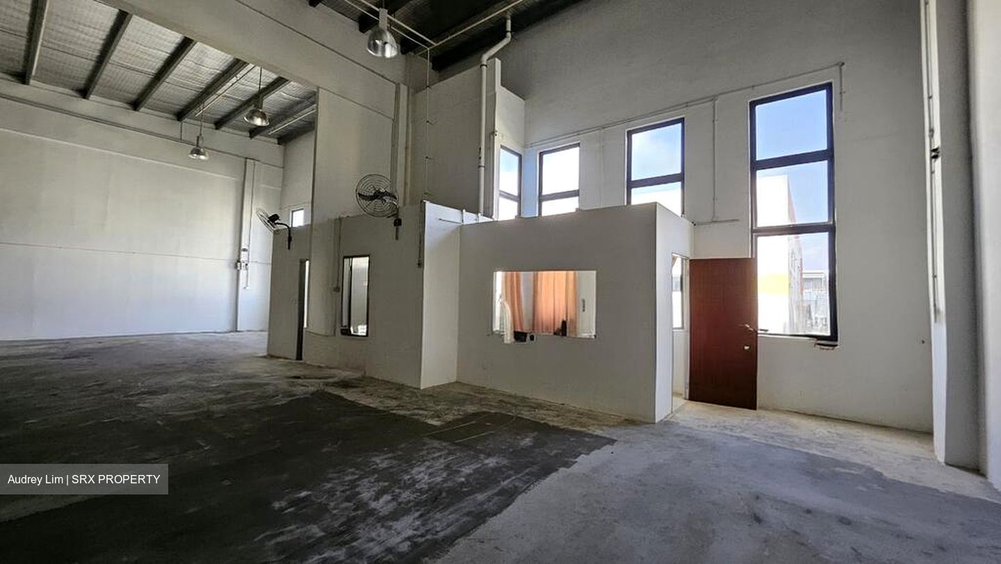 North View Bizhub (D27), Factory #568665791